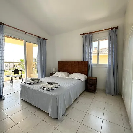 New Cozy Near The Beaches In The Magnificent Gardens Of Regina With Swimming Pools! Villa *