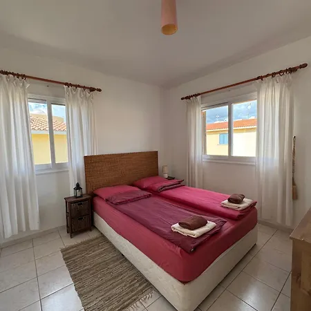 New Cozy Near The Beaches In The Magnificent Gardens Of Regina With Swimming Pools! Villa