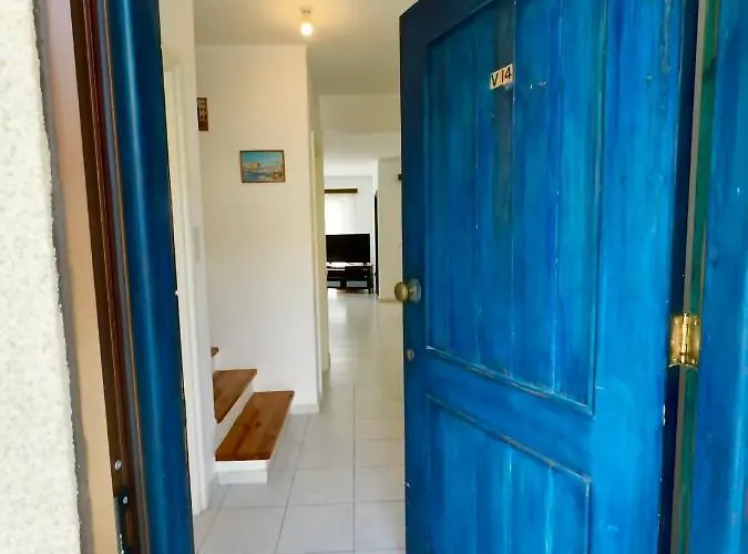 ヴィラ New Cozy Near The Beaches In The Magnificent Gardens Of Regina With Swimming Pools!