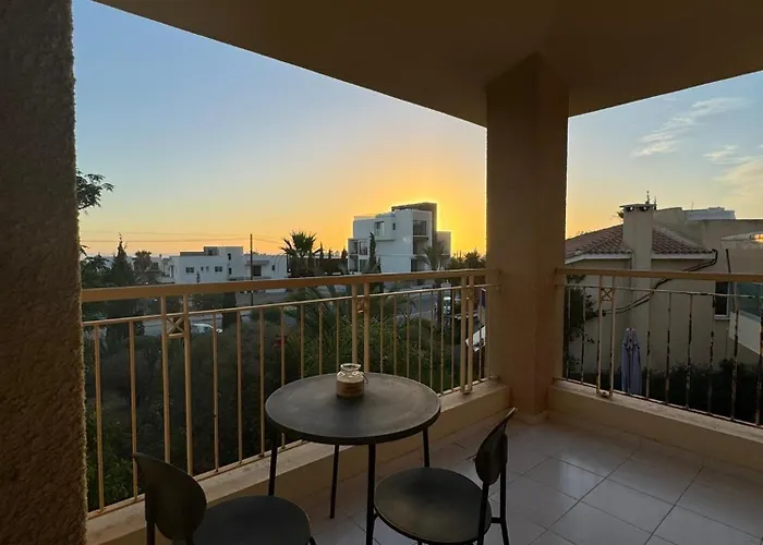 New Cozy Near The Beaches In The Magnificent Gardens Of Regina With Swimming Pools! パ フォス