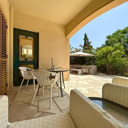 New Cozy Near The Beaches In The Magnificent Gardens Of Regina With Swimming Pools! Villa *